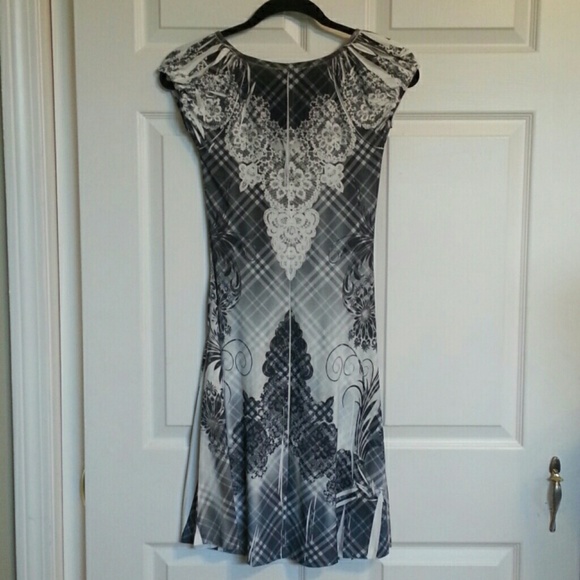 Hana Dress - Picture 4 of 6